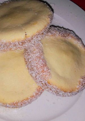 Una foto de Alfajores de maicena (nombre popular)