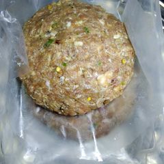 A picture of Make & Freeze Burger patty.