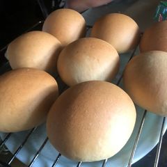 A picture of Improved burger bread.