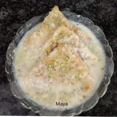 A picture of Shahi tukda.