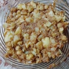 A picture of Aloo ki chaat.