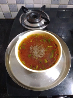 * மிளகு ரசம்*(milagu rasam recipe in tamil) செய்முறை முக்கிய புகைப்படம்