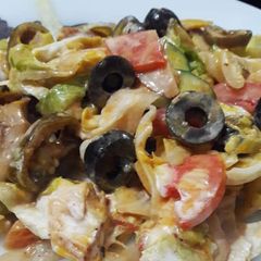 A picture of Subway style salad.