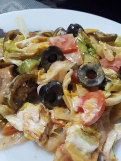 A picture of Subway style salad.