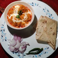 A picture of Chicken Tikka Masala.