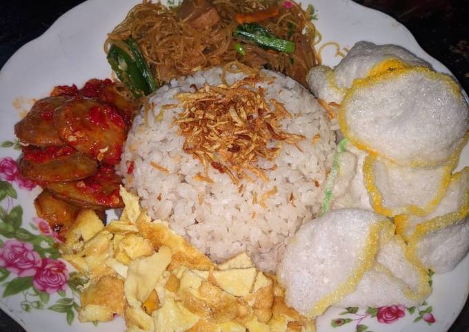 Nasi Uduk Betawi