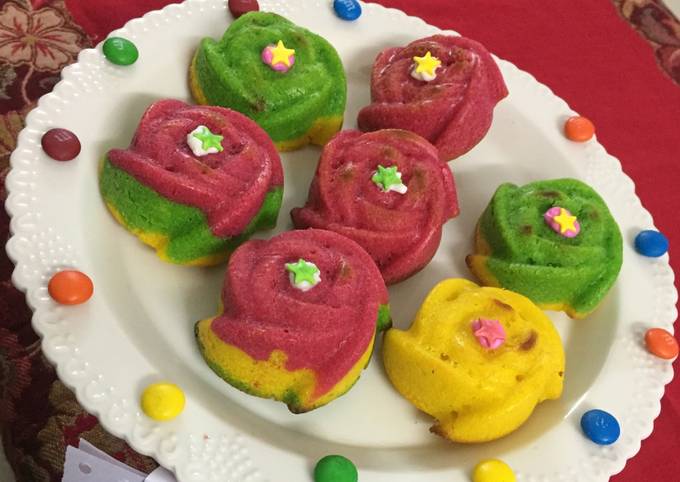 Steps to Make Homemade Tricolour Rose Cake