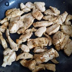A picture of Seasoned Chicken for Wraps or Quesadillas.