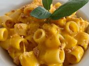 Una foto di pasta provola