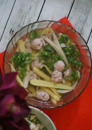 Hình của món Canh rau củ thập cẩm tươi mát.