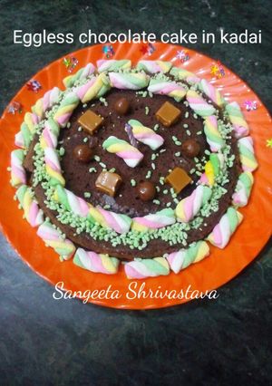 A picture of Eggless Chocolate cake in kadai.