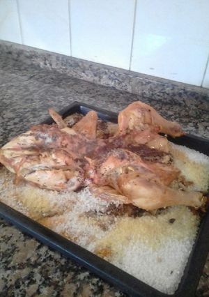 Una foto de Pollo a la sal