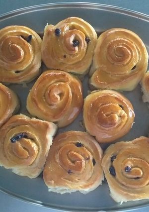 A picture of Chelsea Buns.