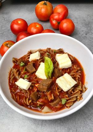 Une photo de Pâtes au seitan et halloumi