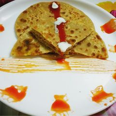 A picture of Aalu paratha.
