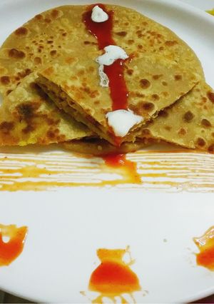 A picture of Aalu paratha.