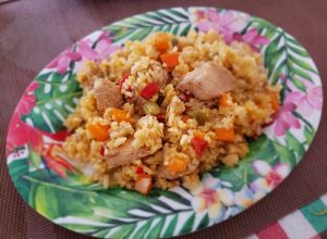 Una foto de Arroz con pollo sencillo