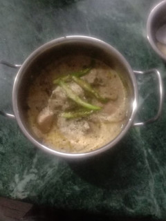 काली मिर्च चिकन (Kali mirch chicken recipe in Hindi) रेसिपी मुख्य फोटो