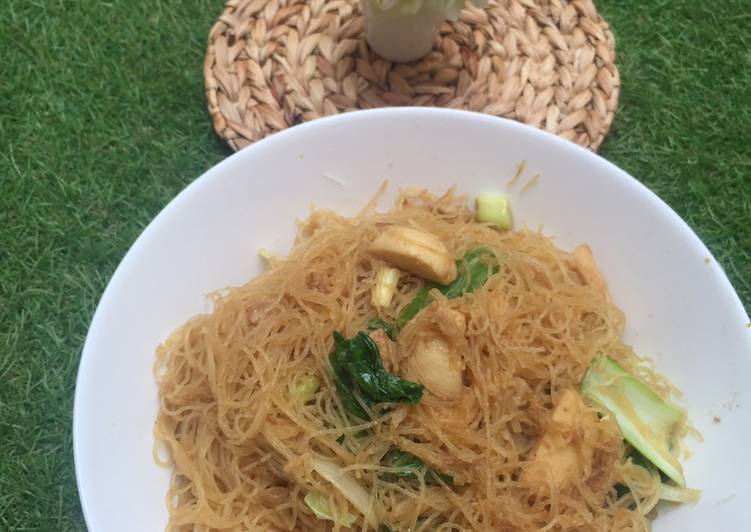 Bihun goreng