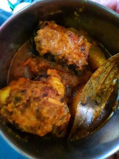 রুই মাছের ঝোল (Rui macher jhol recipe in Bengali) রেসিপির প্রধান ছবি