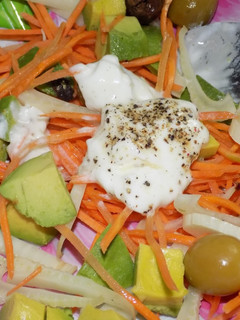 Una foto de Fresca ensalada mediterranea "agridulce"