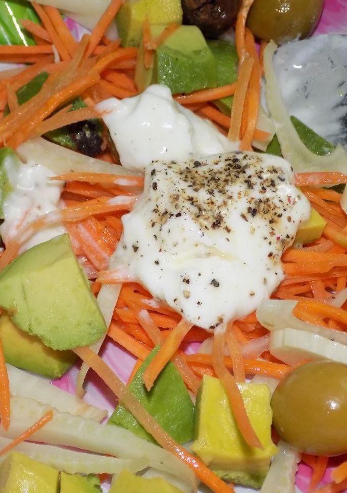 Una foto de Fresca ensalada mediterranea "agridulce"