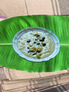 பால் அடை ப்றதமன்(pal ada pradaman recipe in tamil) செய்முறை முக்கிய புகைப்படம்