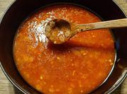 A picture of sopa oil or