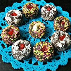 A picture of Mashed Potato Choco Truffles.