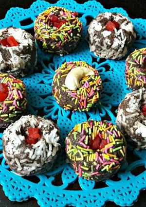 A picture of Mashed Potato Choco Truffles.