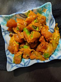 "(चिली डायमंड)" मिरची पकोडे (mirchi pakoda recipe in marathi) रेसिपी चे मुख्य फोटो