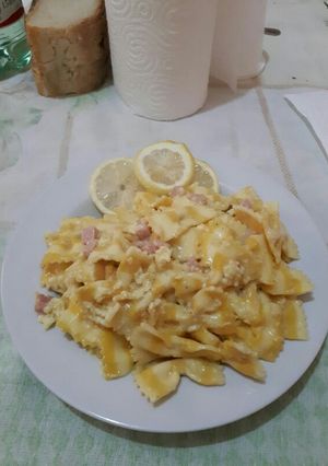 Foto di Farfalle al limone