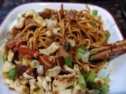 A picture of yaki soba