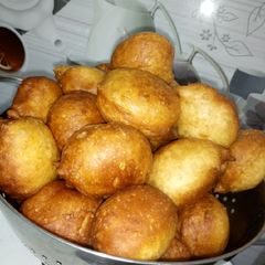 A picture of Fanke(Puff puff)Fanke yana da dadie kuma ina son shi ni da iyali.