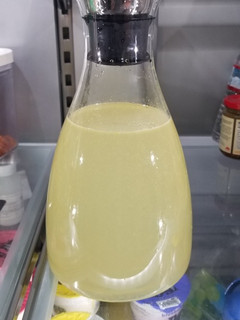 A picture of Easy Fresh Lemonade.