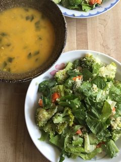 南瓜濃湯+庫斯庫斯熱沙拉 的食譜成品照片