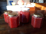 Mermelada de cerezas rojas