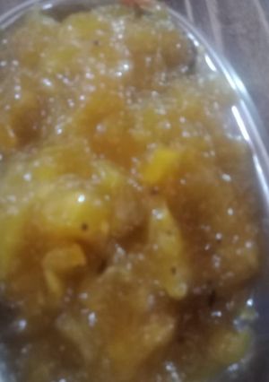 A picture of Mango chutney.