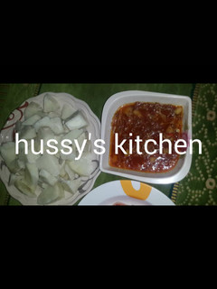 A picture of Boild yam nd cabbage sauce.