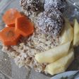 اوتمیل و توپک خرما