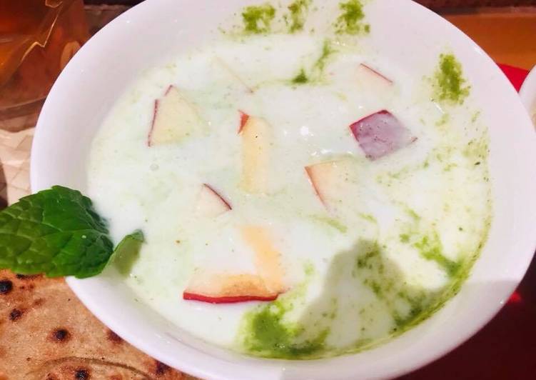 Steps to Make Speedy Apple Mint Raita