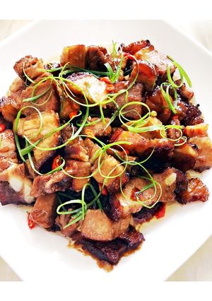 Hình của món Heo quay kho tương🐷🐷.