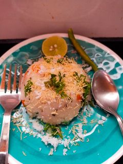 उपमा (upma recipe in marathi) रेसिपी चे मुख्य फोटो