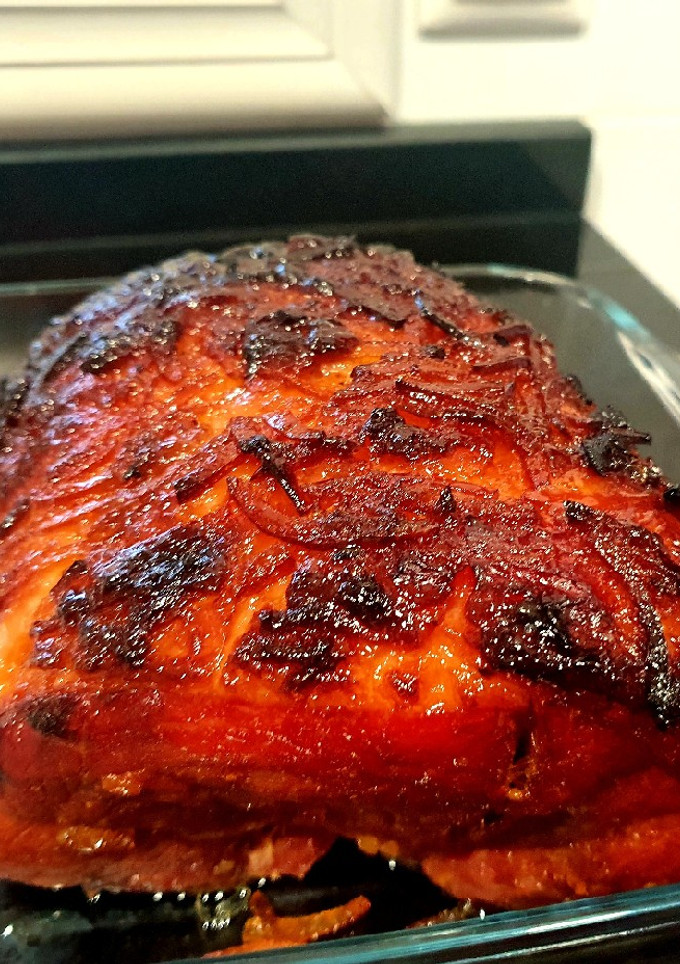 Una foto de Jamón glaseado asado al horno
