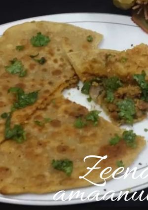 A picture of Qeema Methi Paratha.