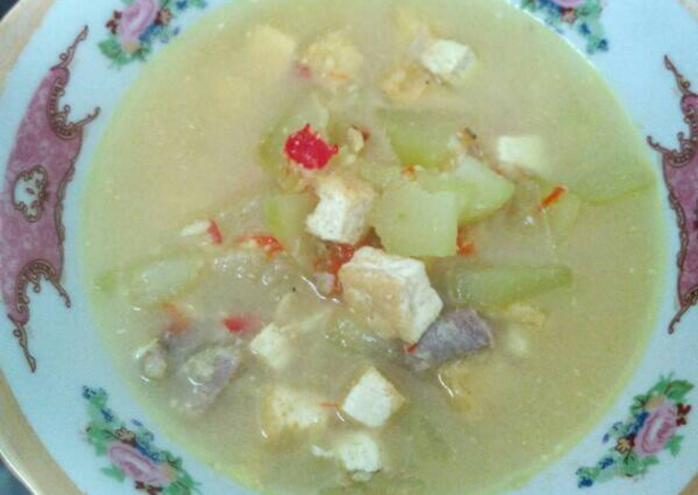 Lodeh pepaya (campur tahu + daging kambing)