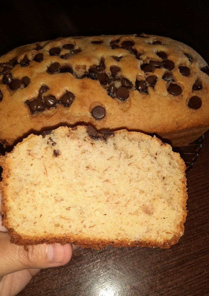 Una foto de Budín de banana y chips