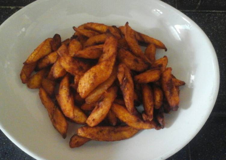 Recipe of Homemade Spicy fried plantain (kelewele)