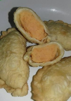 Foto resep Pastel isi ubi kuning