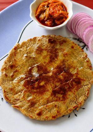 A picture of Bhakhri (Gujarati Style).